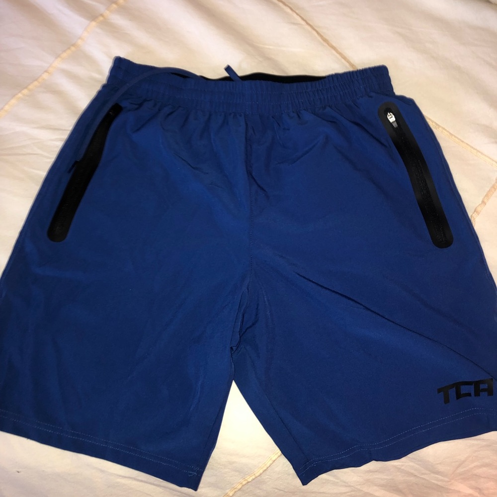 TCA men’s elite tech running/gym shorts size M